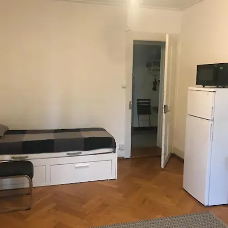 Maison d'hôtes Chambre CHUV avec 1 salle de bain et 1 cuisine